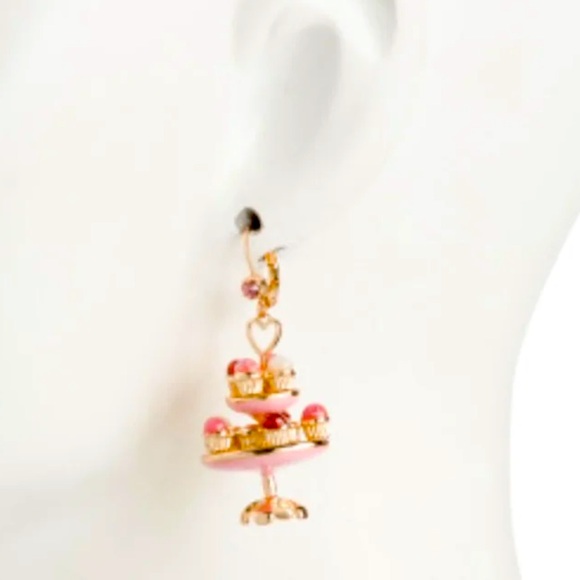 New BETSEY JOHNSON CUPCAKES EARRINGS - Picture 3 of 8